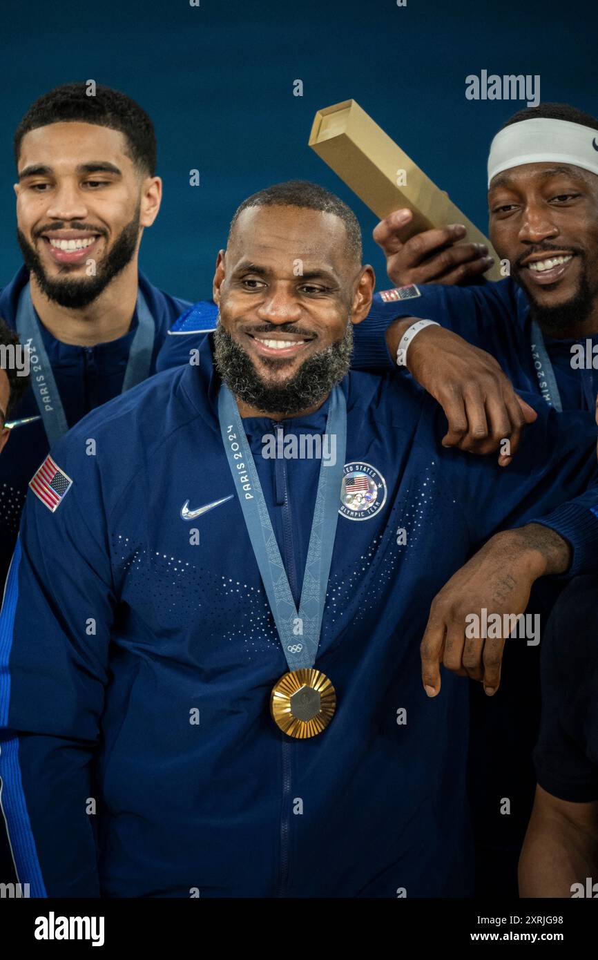 lebron gold medal 10s