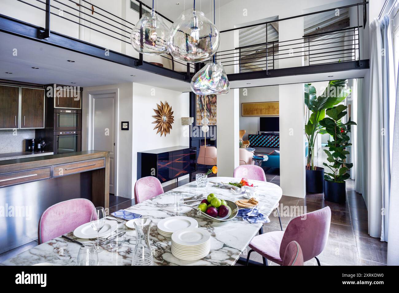 Beautiful contemporary kitchen living room in a loft house in Milano, Italy Stock Photo