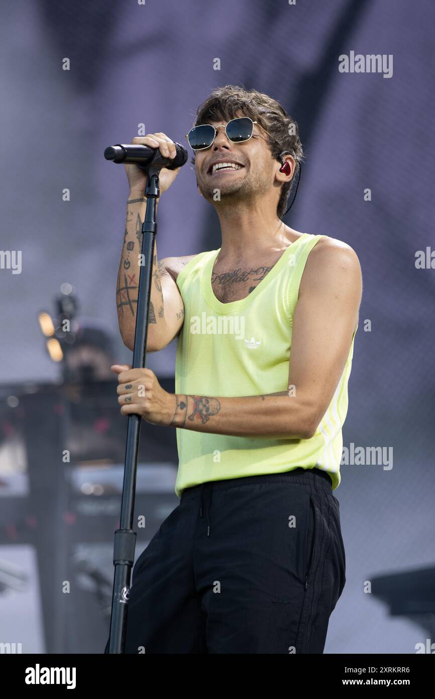 Budapest, Hungary, 7 Aug, 2024, Louis Tomlinson performing at Sziget  Festival 2024, Budapest, Hungary. Credit: Colin Darbyshire/Alamy Live news  Stock Photo - Alamy, image size:866x1390