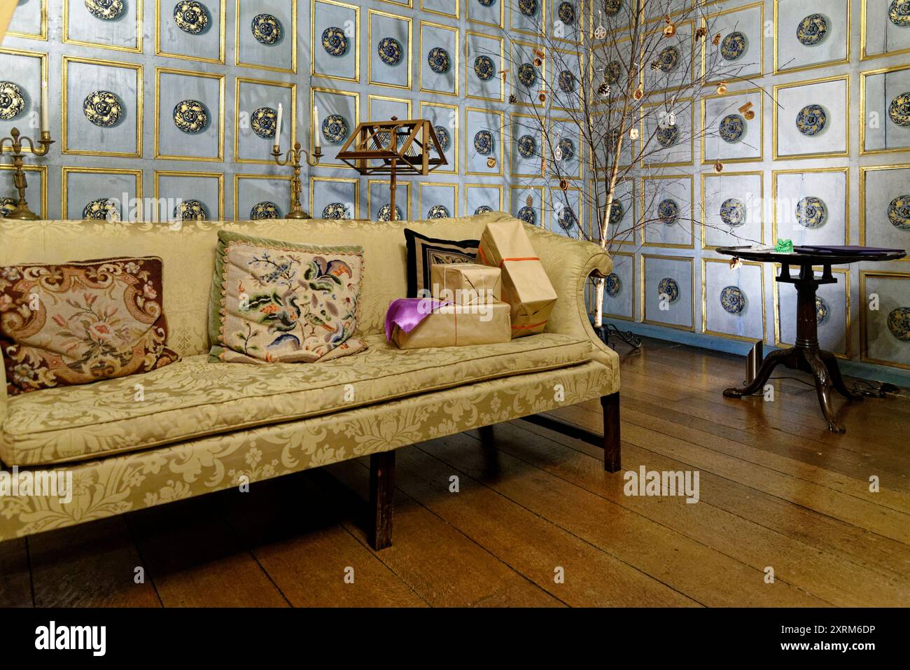 Croft Interior Croft Castle is a country house in the village of Croft, Herefordshire ...