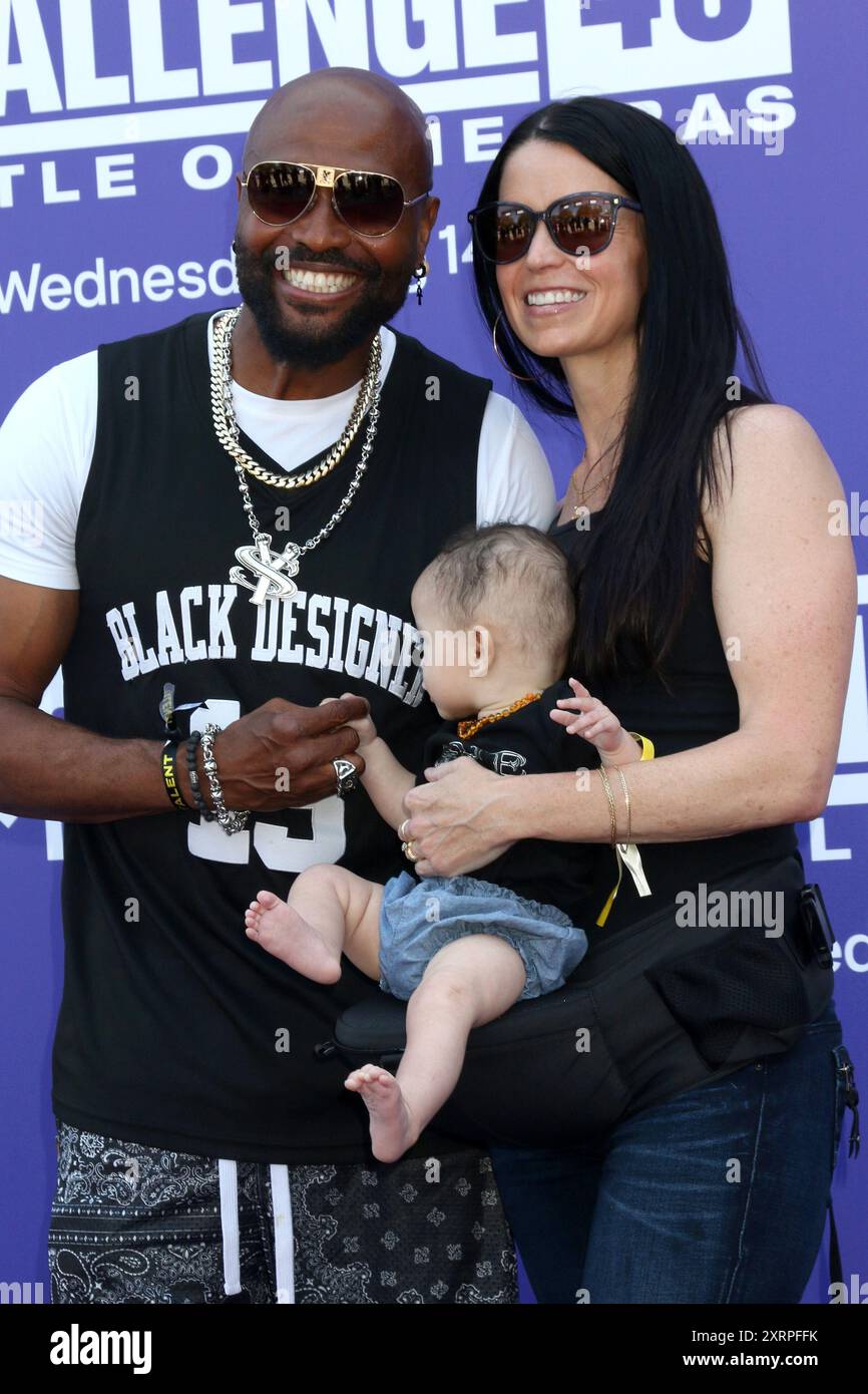 His wife _40 red carpet event hi-res stock photography and images - Alamy