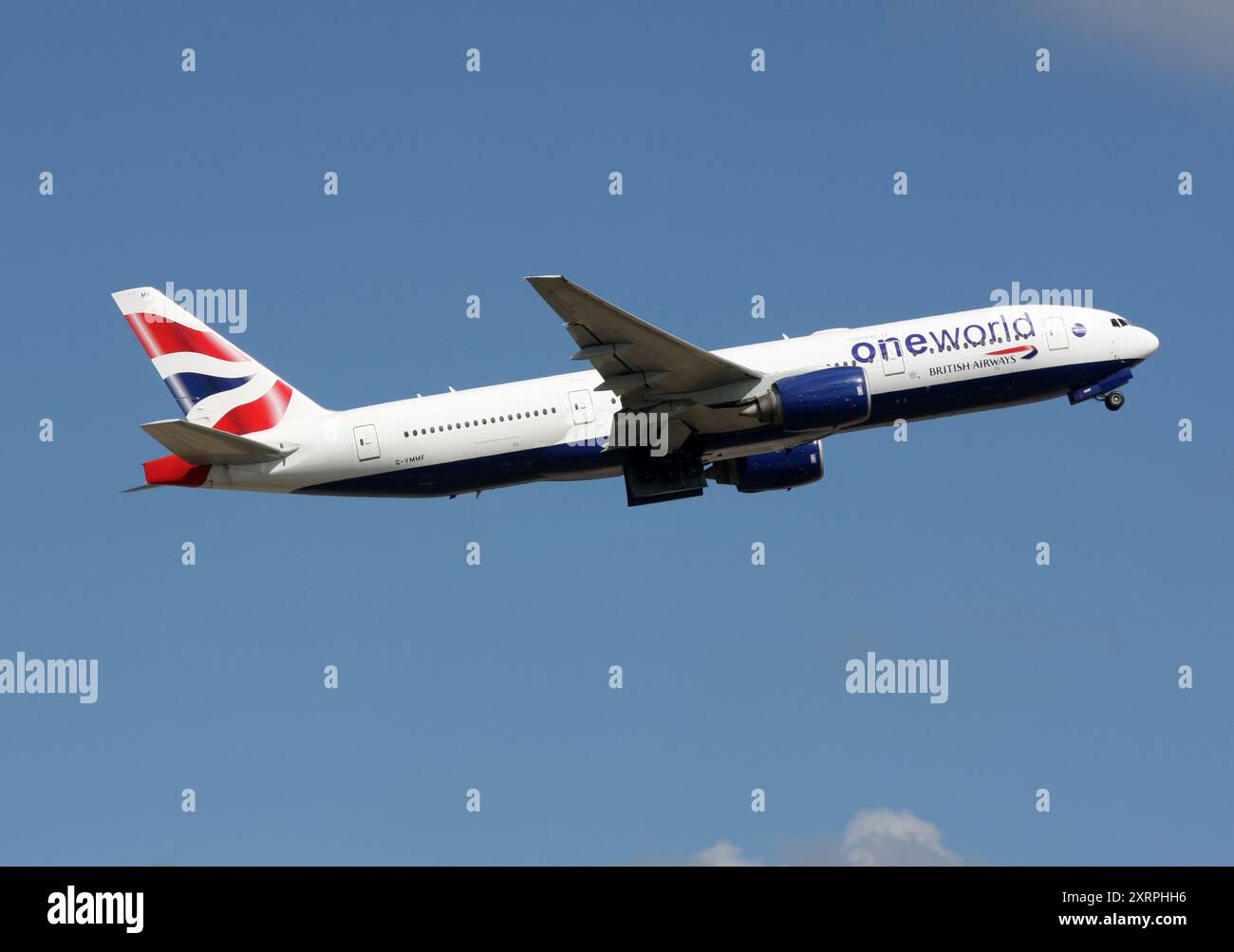 A Boeing 777-200 of British Airways in a special Oneworld scheme
