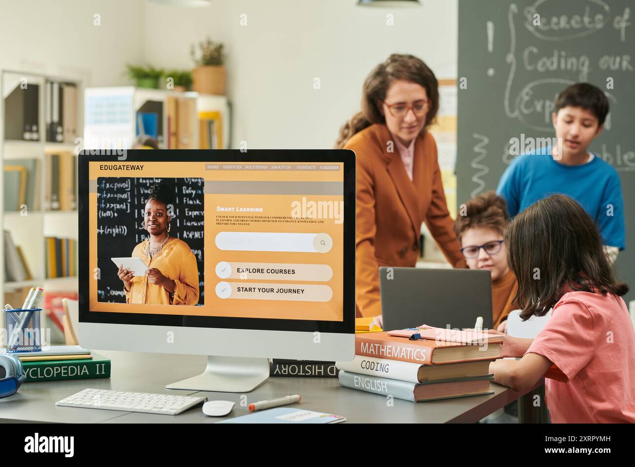 Computer Learning Woman With Cs Black teacher computer hi-res stock photography and images - Alamy