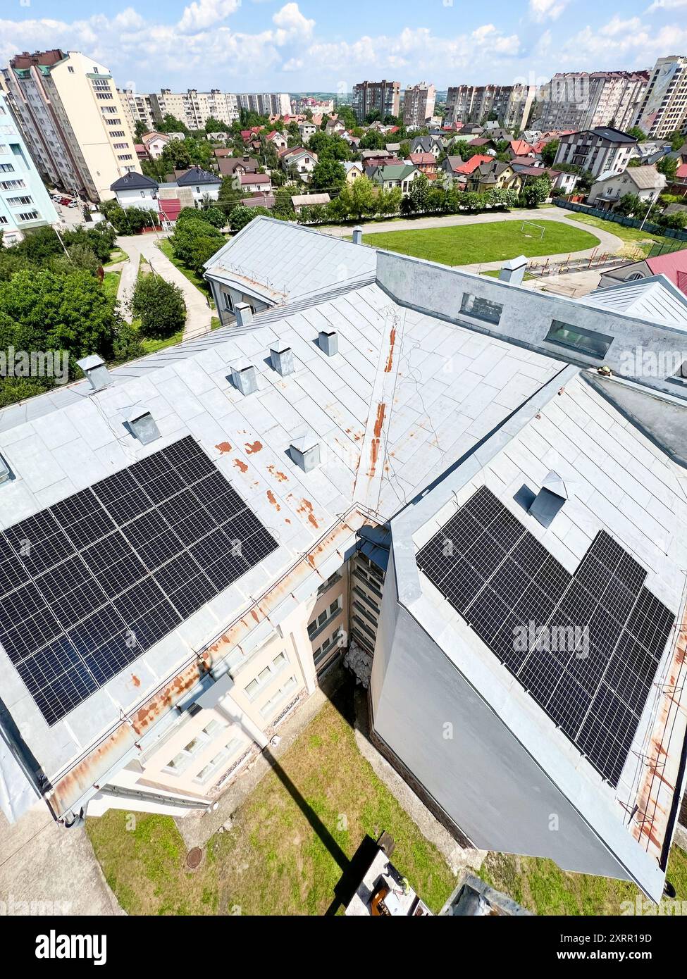 Industrial rooftop solar system hi-res stock photography and images - Alamy