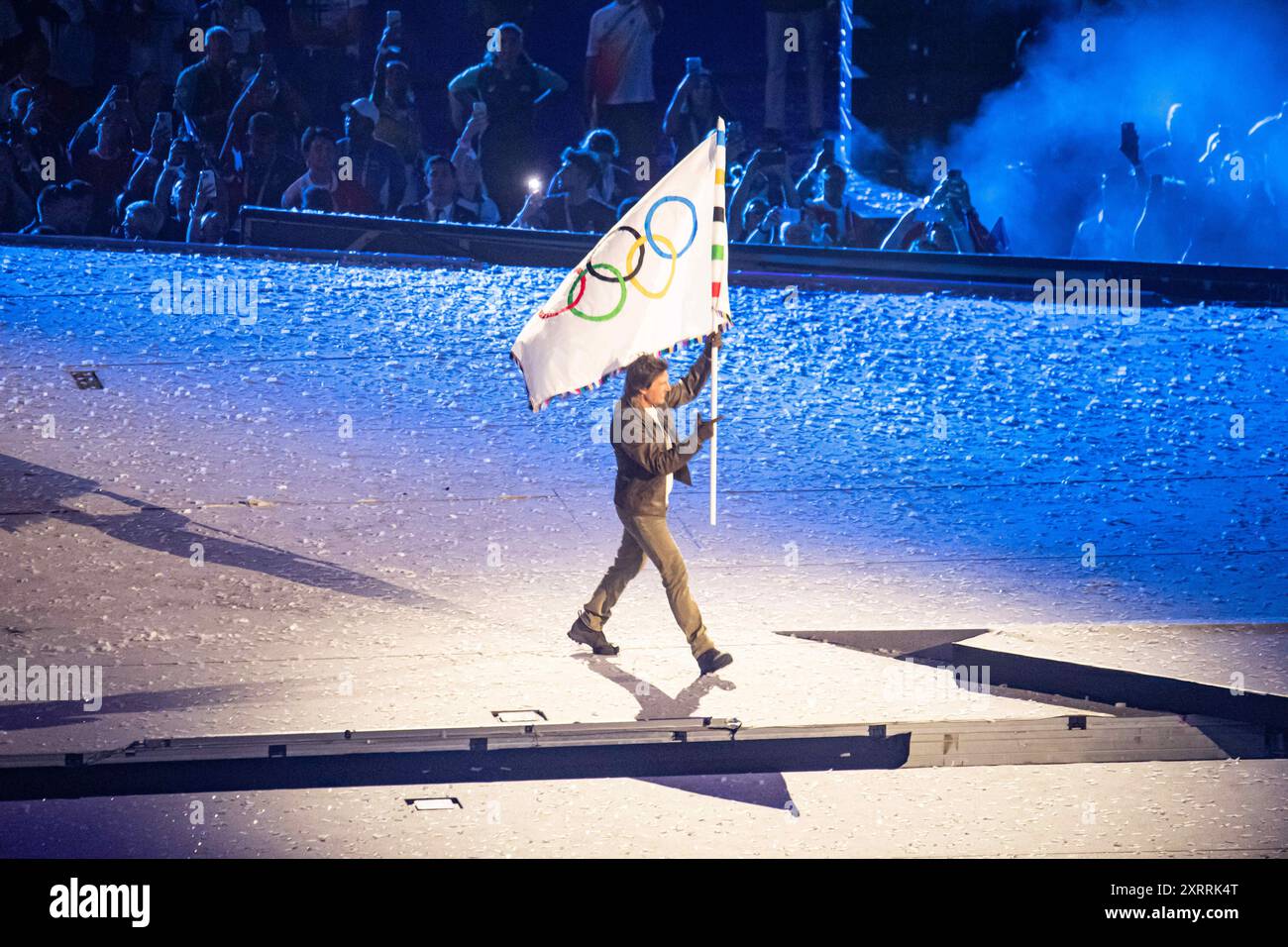 Tom Cruise with the Olympic flag, Closing Ceremony during the Olympic