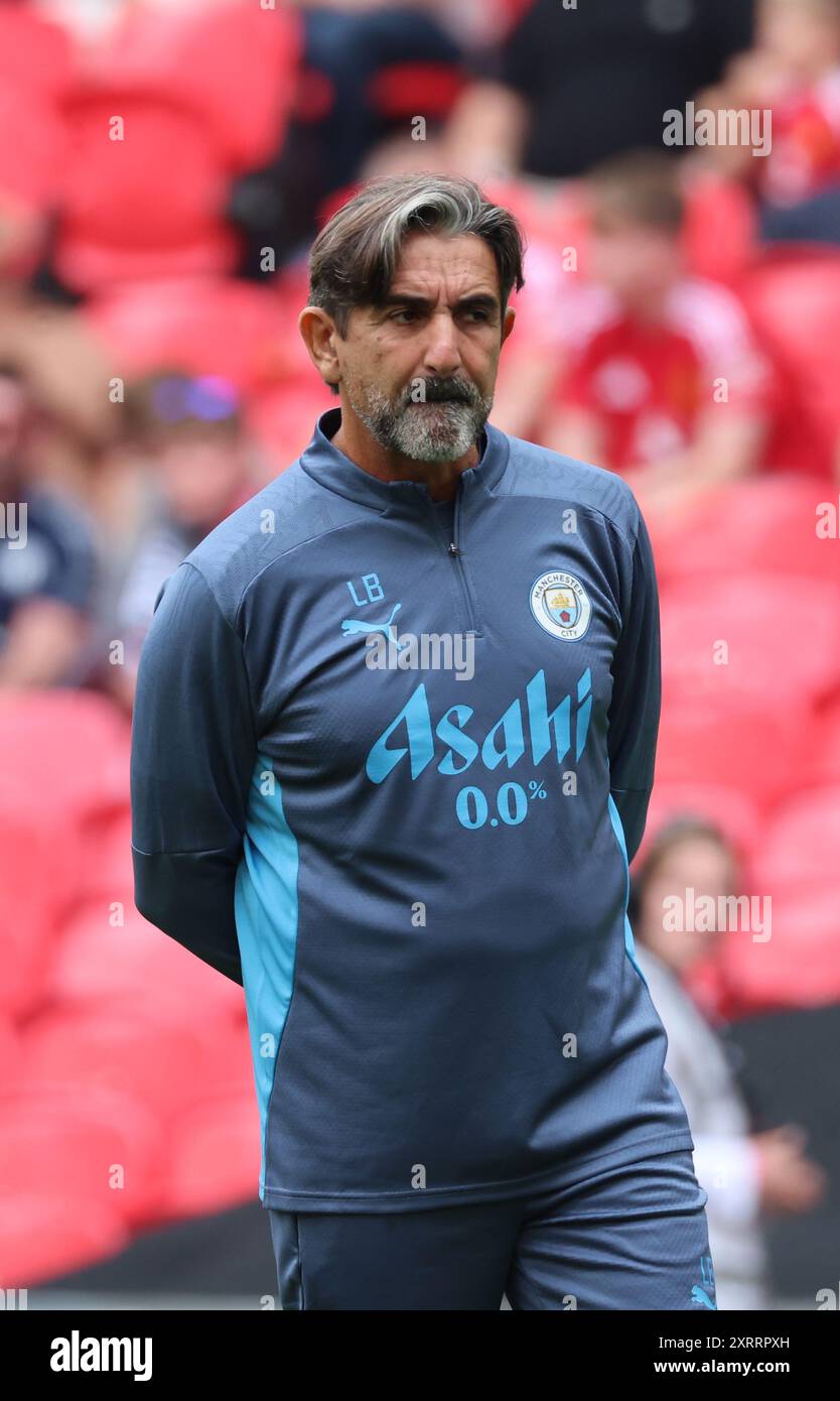 London, UK. 10th Aug, 2024. LONDON, ENGLAND - AUGUST 10: Fitness coach Lorenzo Buenaventura during the pre-match warm-up during The FA Community Shield between Manchester City and Manchester United at Wembley Stadium on August 10th, 2024 in London, England. Credit: Action Foto Sport/Alamy Live News Stock Photo