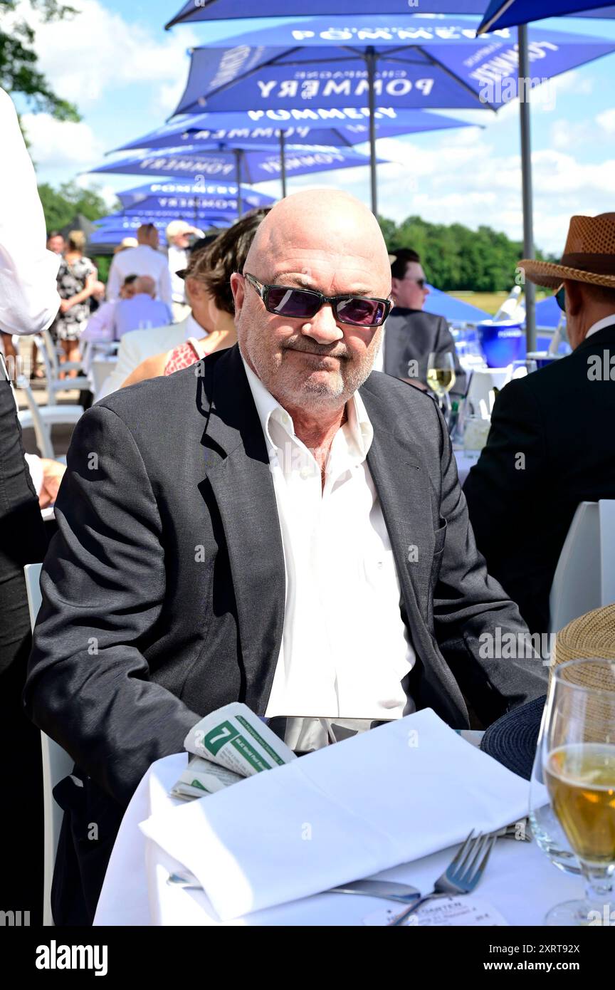 Florian Martens beim Westminster 134. Großer Preis von Berlin Pferderennen auf der Rennbahn Hoppegarten. Berlin, 11.08.2024 *** Florian Martens at the Westminster 134 Grand Prix of Berlin horse race at Hoppegarten racecourse Berlin, 11 08 2024 Foto:xM.xWehnertx/xFuturexImagex westminster 4826 Stock Photo