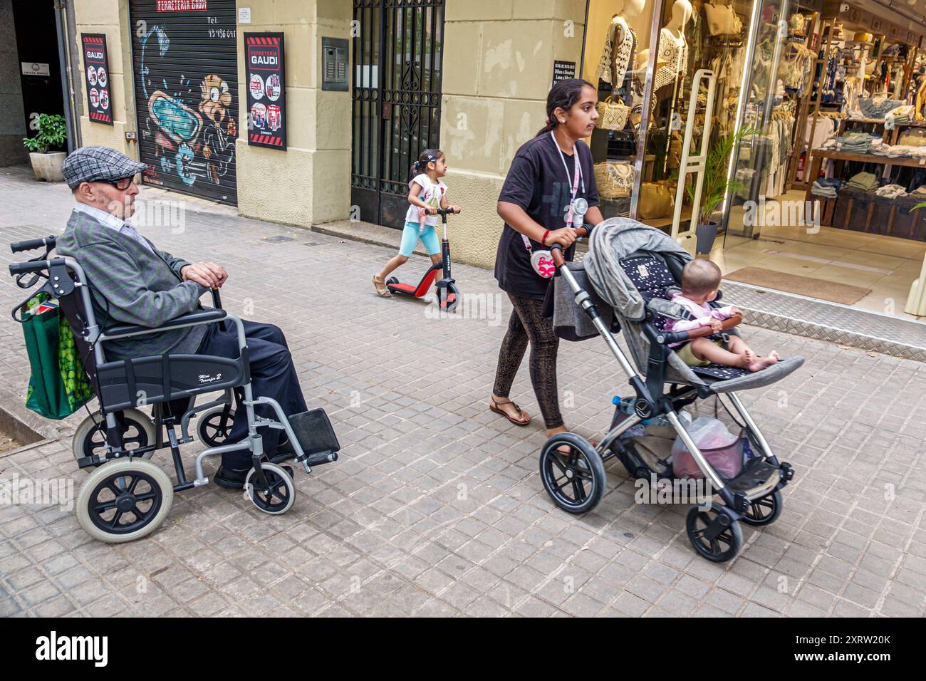 Baby stroller scooter hi res stock photography and images Alamy