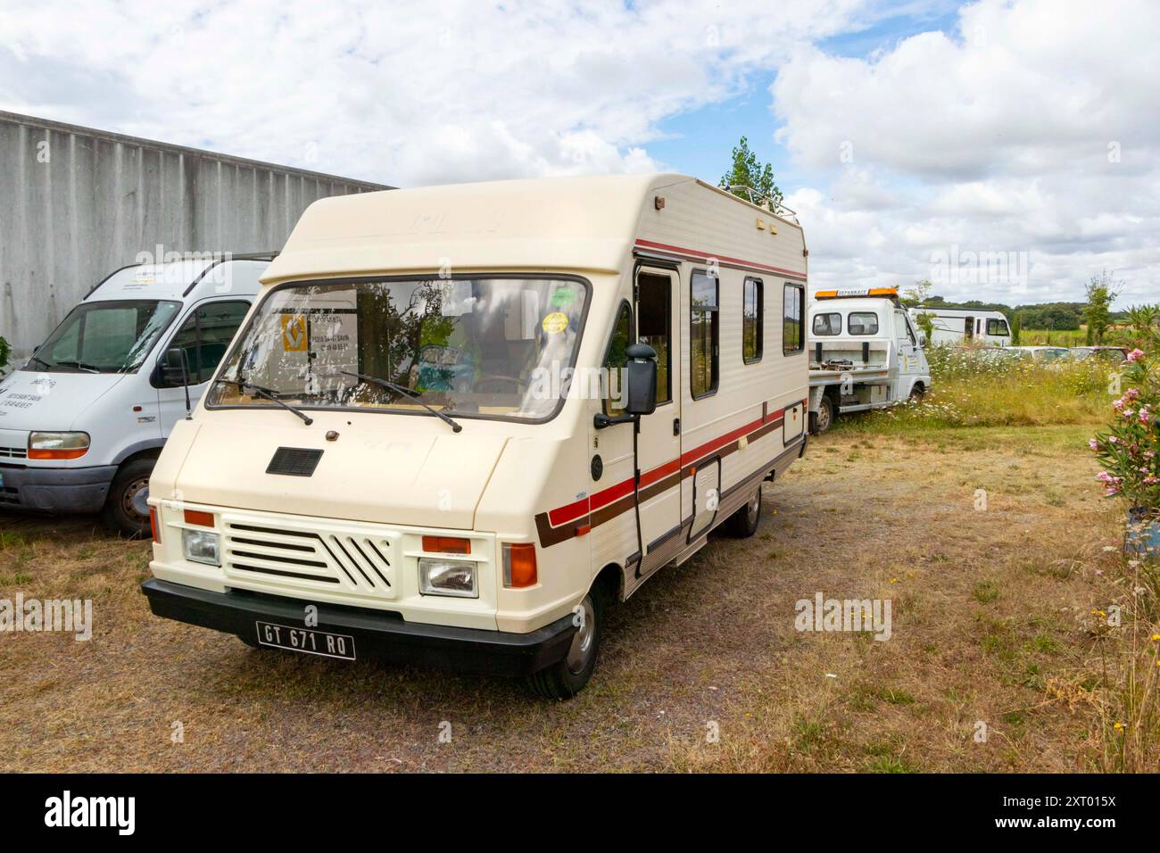 Peugeot j5 hi-res stock photography and images - Alamy