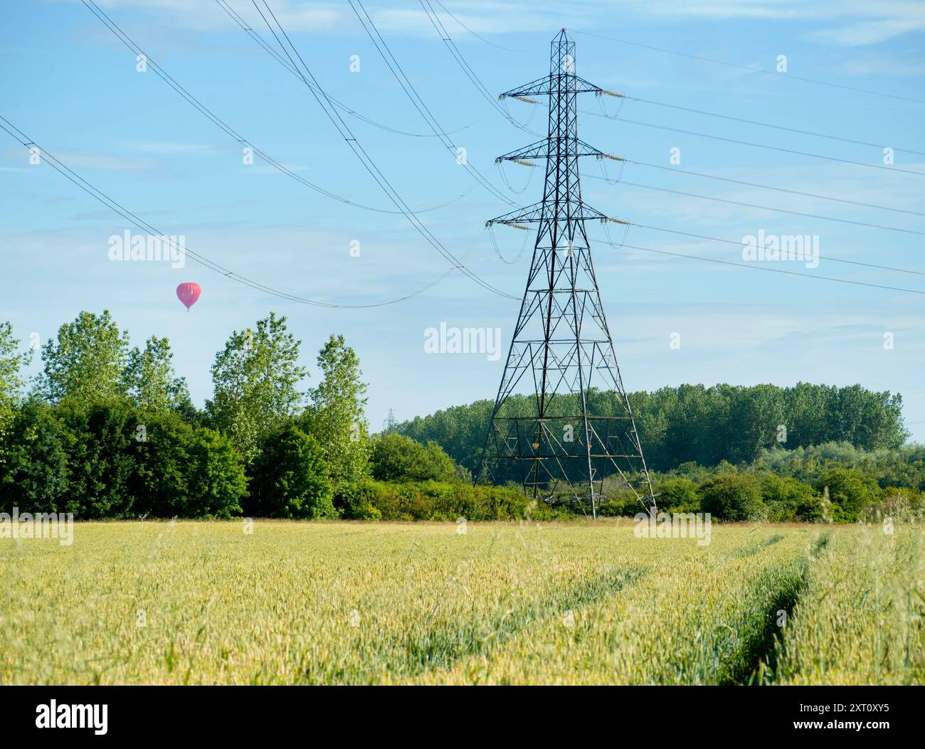 Electricity pylon hot air balloon hi-res stock photography and images ...