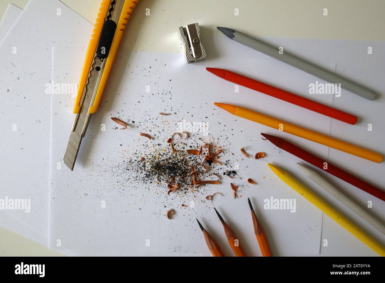 Photo sharpening of different pencils. Pencils of different colors ...