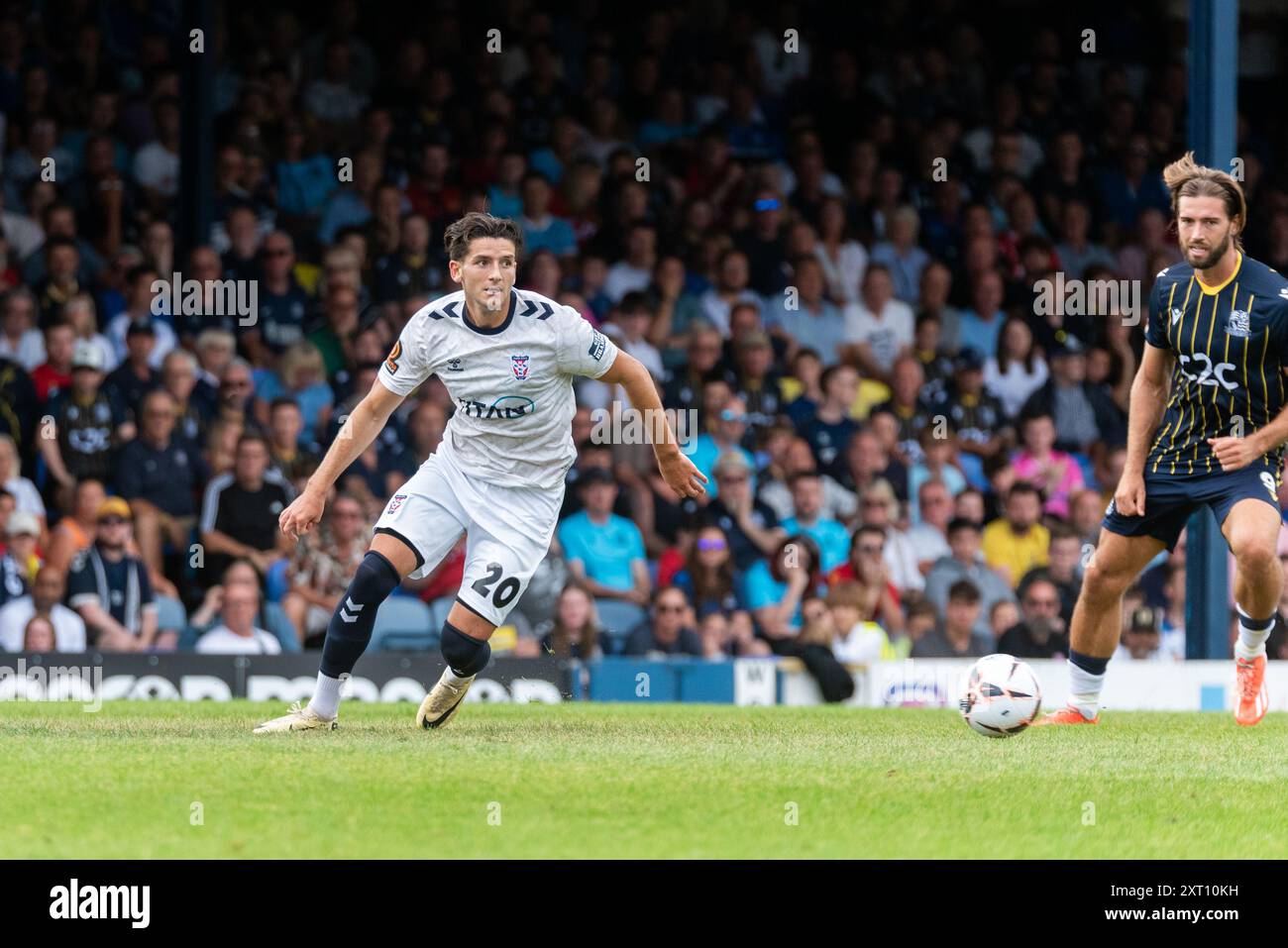 Southend Utd v York City in 2024-25 Vanarama National League at Roots Hall. First game under new COSU ownership. Ricky Aguiar of York City Stock Photo