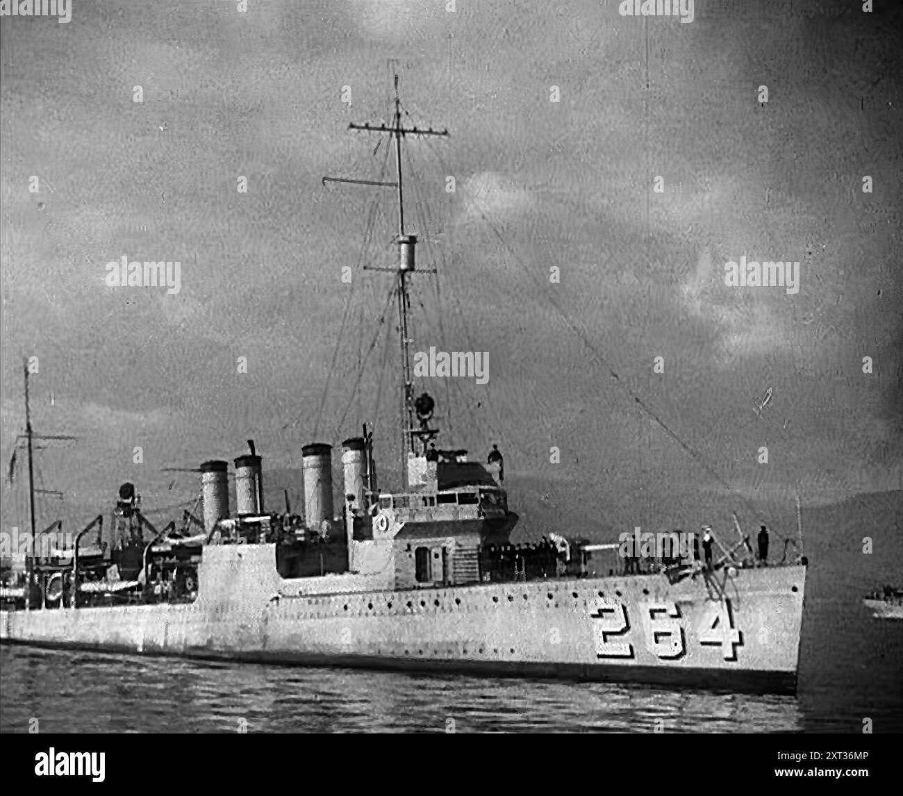 Ww2 destroyer warship hi-res stock photography and images - Alamy