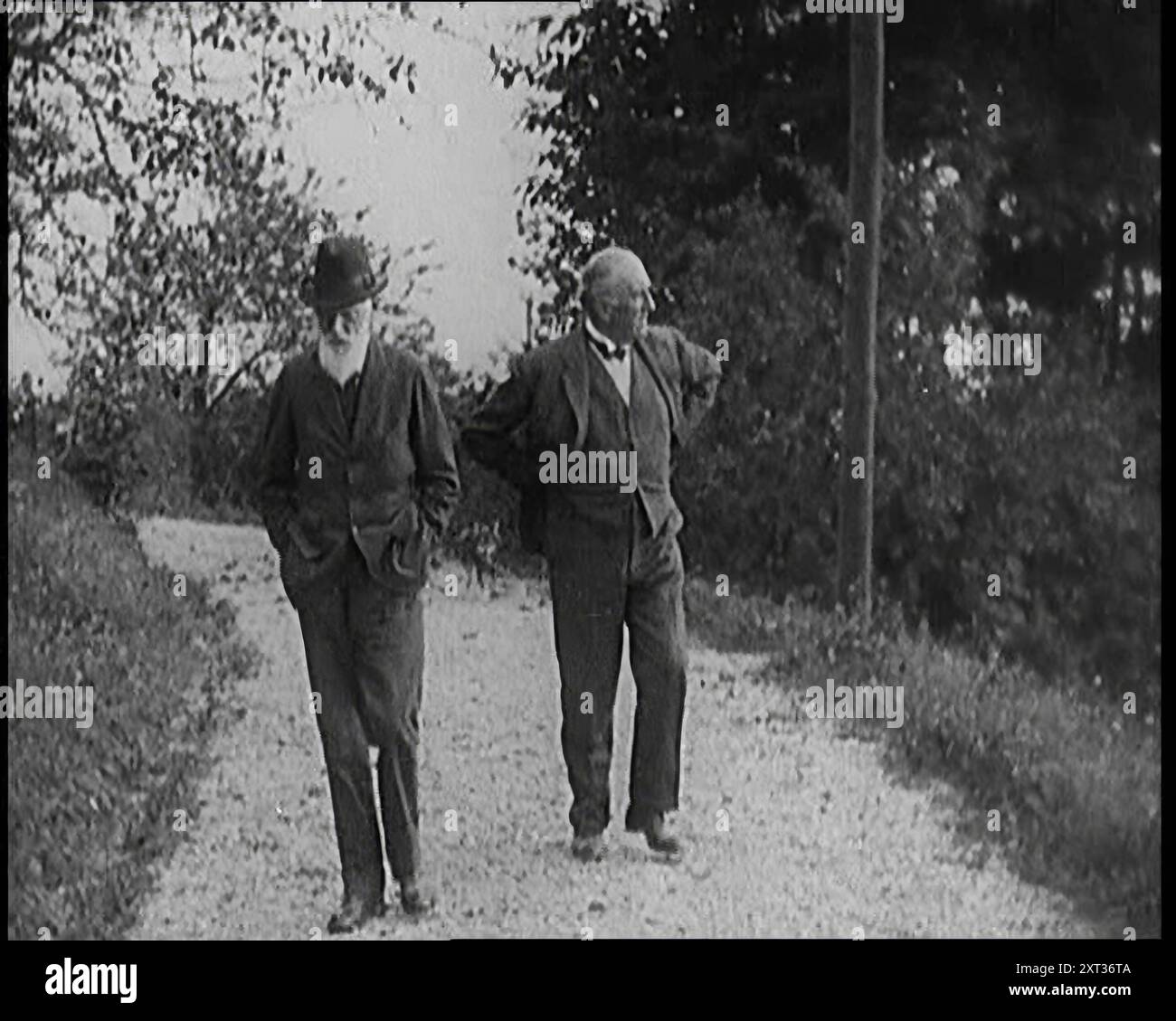 Man walking down country lane hi-res stock photography and images - Alamy
