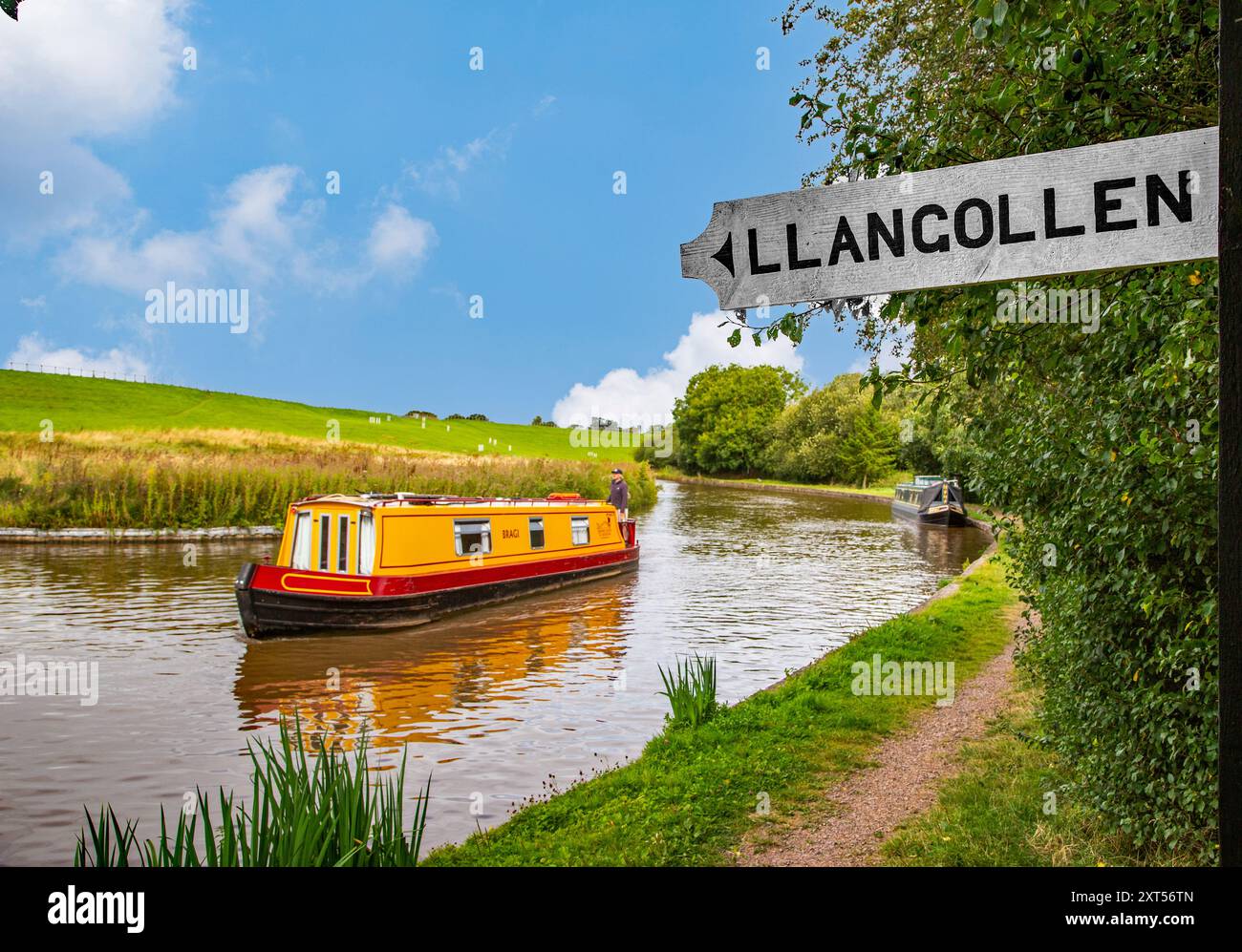 Canal narrowboat about to leave the Shropshire union canal at Hurleston junction near Nantwich Cheshire to join the Llangollen canal Stock Photo