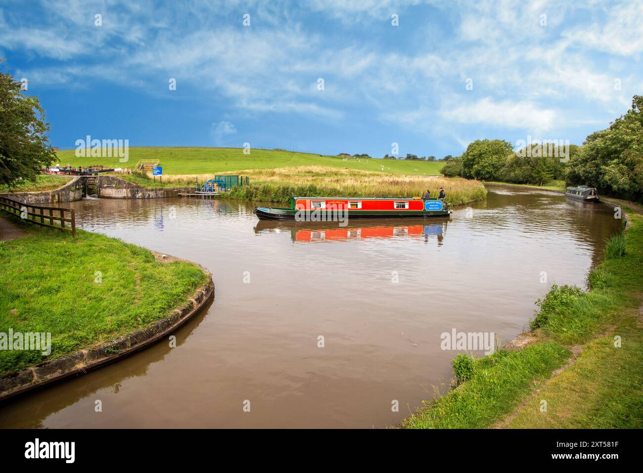 Canal narrowboat about to leave the Shropshire union canal at Hurleston junction near Nantwich Cheshire to join the Llangollen canal Stock Photo