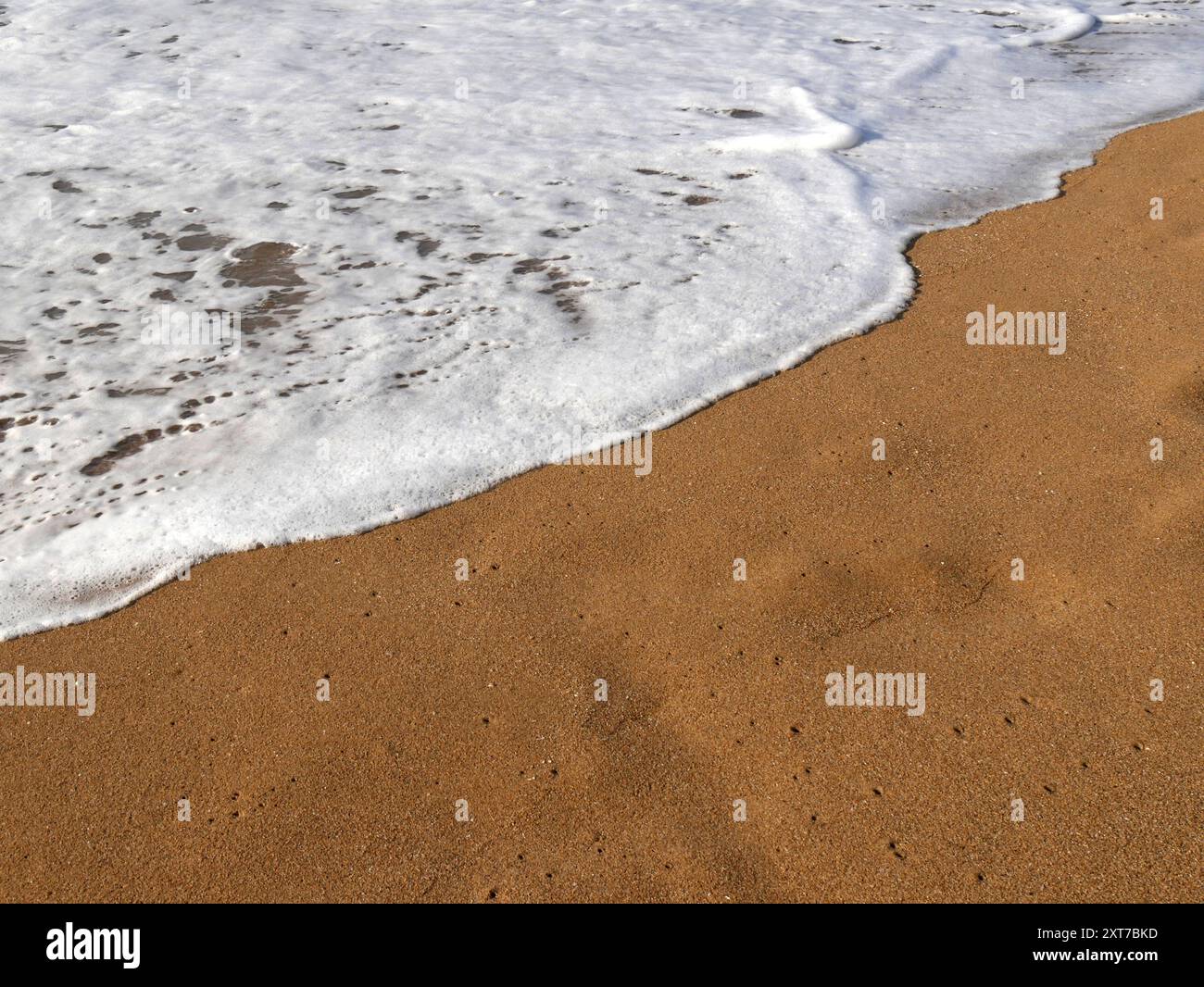 Close up foamy sea water hi-res stock photography and images - Alamy