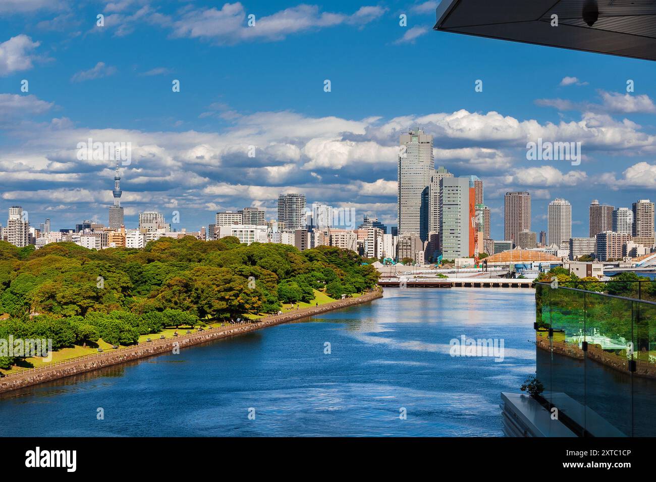 View of Tokyo Bay, Sumida River Hama-Rikyu Park and Skytree from Water ...