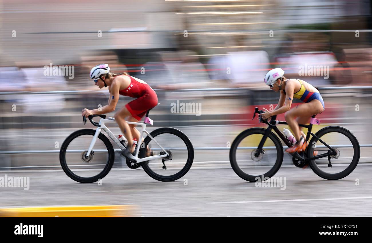 PARIS, FRANCE - JULY 31: SCHAR Cathia of Switzerland competes during the women's Individual Triathlon on day five of the Olympic Games Paris 2024 at Pont Alexandre III on July 31, 2024 in Paris, France. © diebilderwelt / Alamy Stock Stock Photo