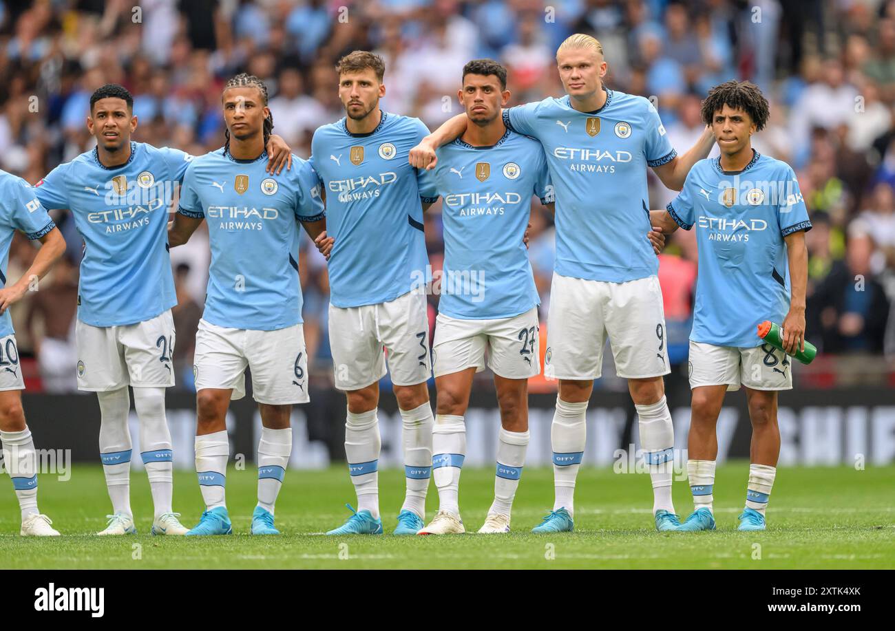 London, UK. 10th Aug, 2024  - Manchester City v Manchester United - Community Shield - Wembley Stadium.                                 Manchester City players during the penalty shoot-out. ( L-R) Savinho, Nathan Aké, Ruben Dias, Matheus Nunes, Erling Haaland and Rico Lewis.                                                                                             Picture Credit: Mark Pain / Alamy Live News Stock Photo