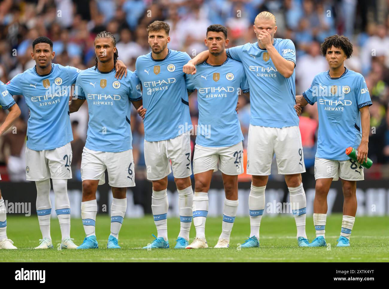 London, UK. 10th Aug, 2024  - Manchester City v Manchester United - Community Shield - Wembley Stadium.                                 Manchester City players during the penalty shoot-out. ( L-R) Savinho, Nathan Aké, Ruben Dias, Matheus Nunes, Erling Haaland and Rico Lewis.                                                                                             Picture Credit: Mark Pain / Alamy Live News Stock Photo