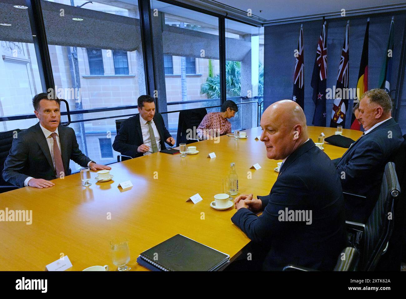 NSW Premier Chris Minns and New Zealand Prime Minister Christopher Luxon during Australia-New Zealand Leaders Meeting at the Parliament of NSW, Sydney, Thursday, August 15, 2024 AAP Image/Pool, Rick Rycroft NO ARCHIVING SYDNEY NSW AUSTRALIA *** NSW Premier Chris Minns and New Zealand Prime Minister Christopher Luxon during Australia New Zealand Leaders Meeting at the Parliament of NSW, Sydney, Thursday, August 15, 2024 AAP Image Pool, Rick Rycroft NO ARCHIVING SYDNEY NSW AUSTRALIA Poolfoto AAPIMAGE ,EDITORIAL USE ONLY Stock Photo