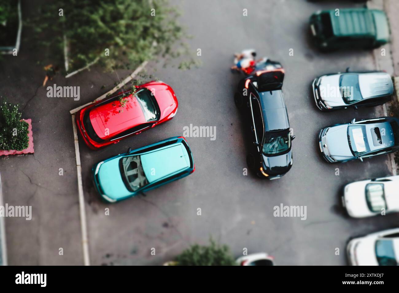 Overhead shot building parking lot hi-res stock photography and images ...