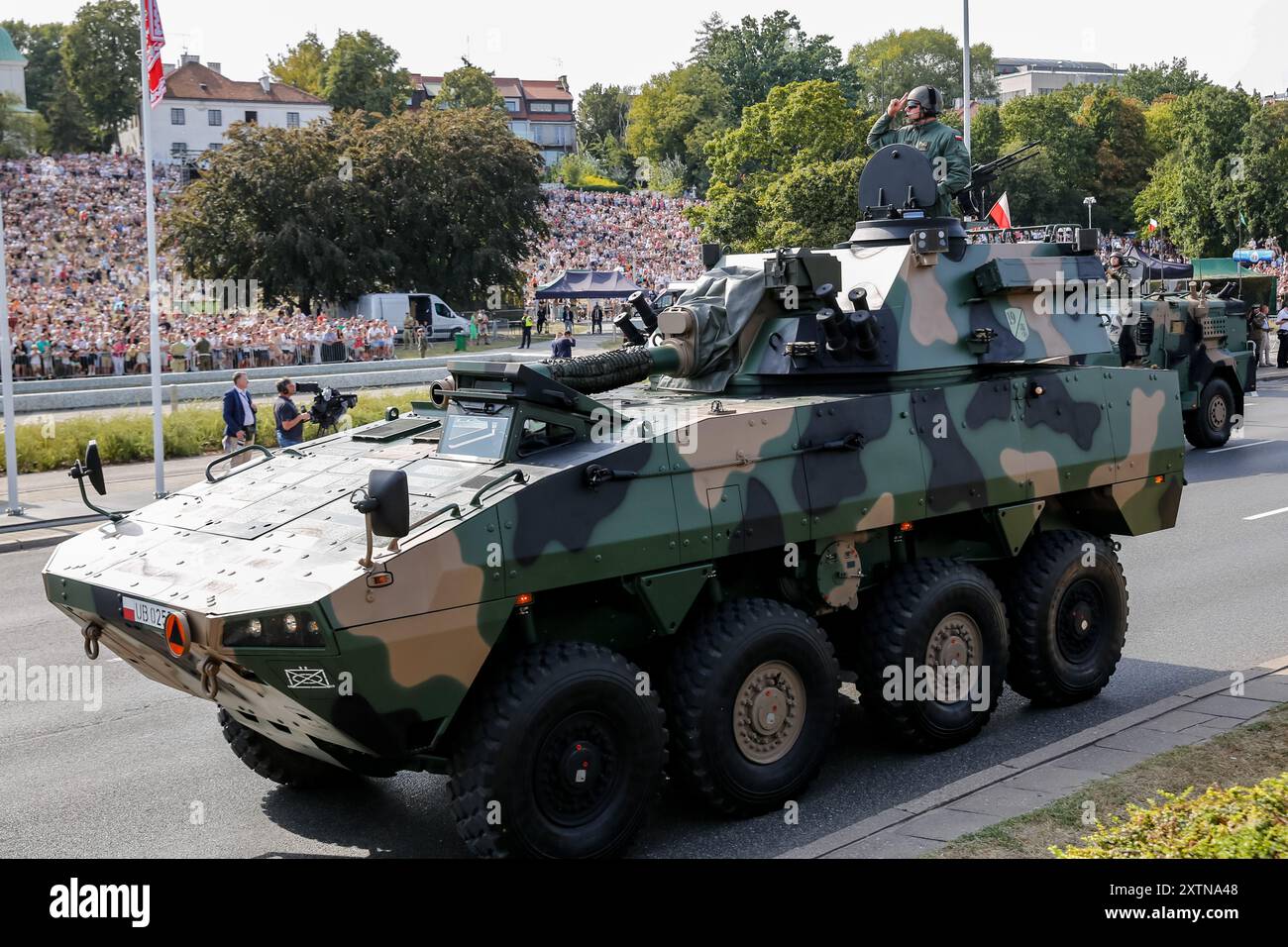 Self propelled wheeled gun mortar hi-res stock photography and images ...