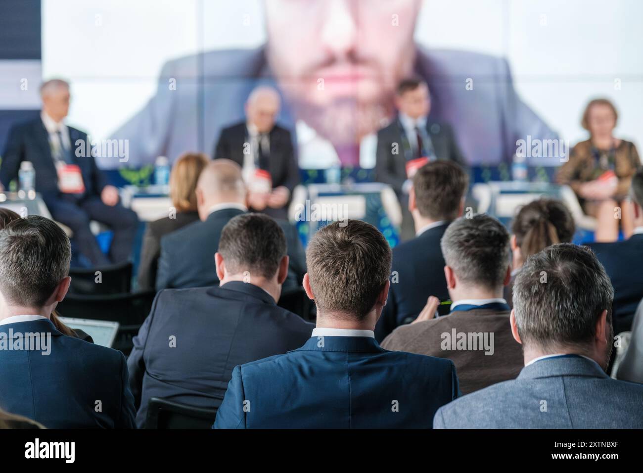 Attendees displays hi-res stock photography and images - Alamy