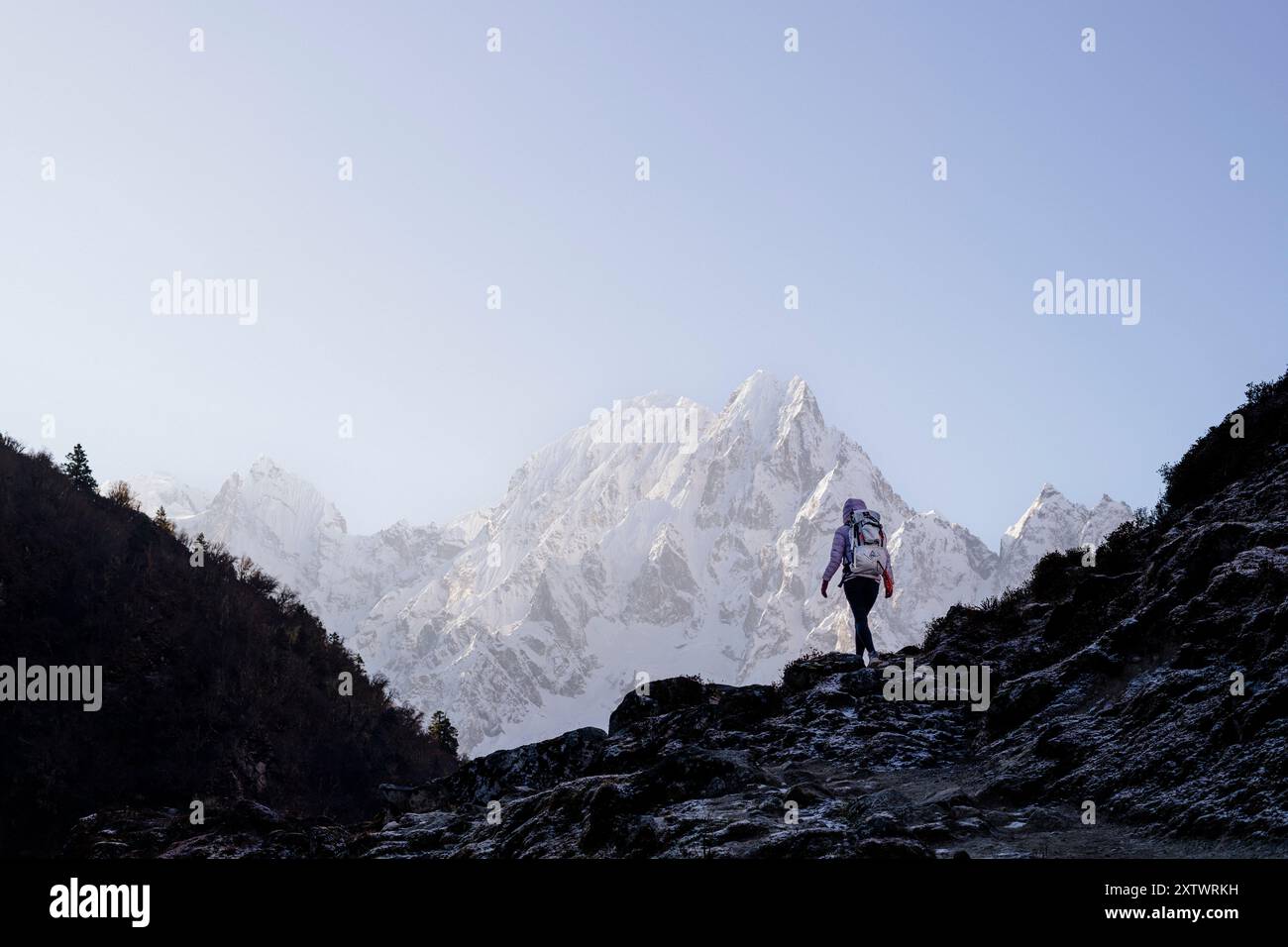 Treks hi-res stock photography and images - Alamy