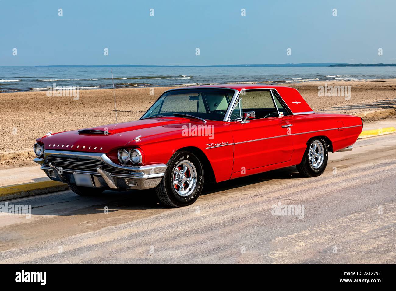 1964 ford thunderbird hi-res stock photography and images - Alamy