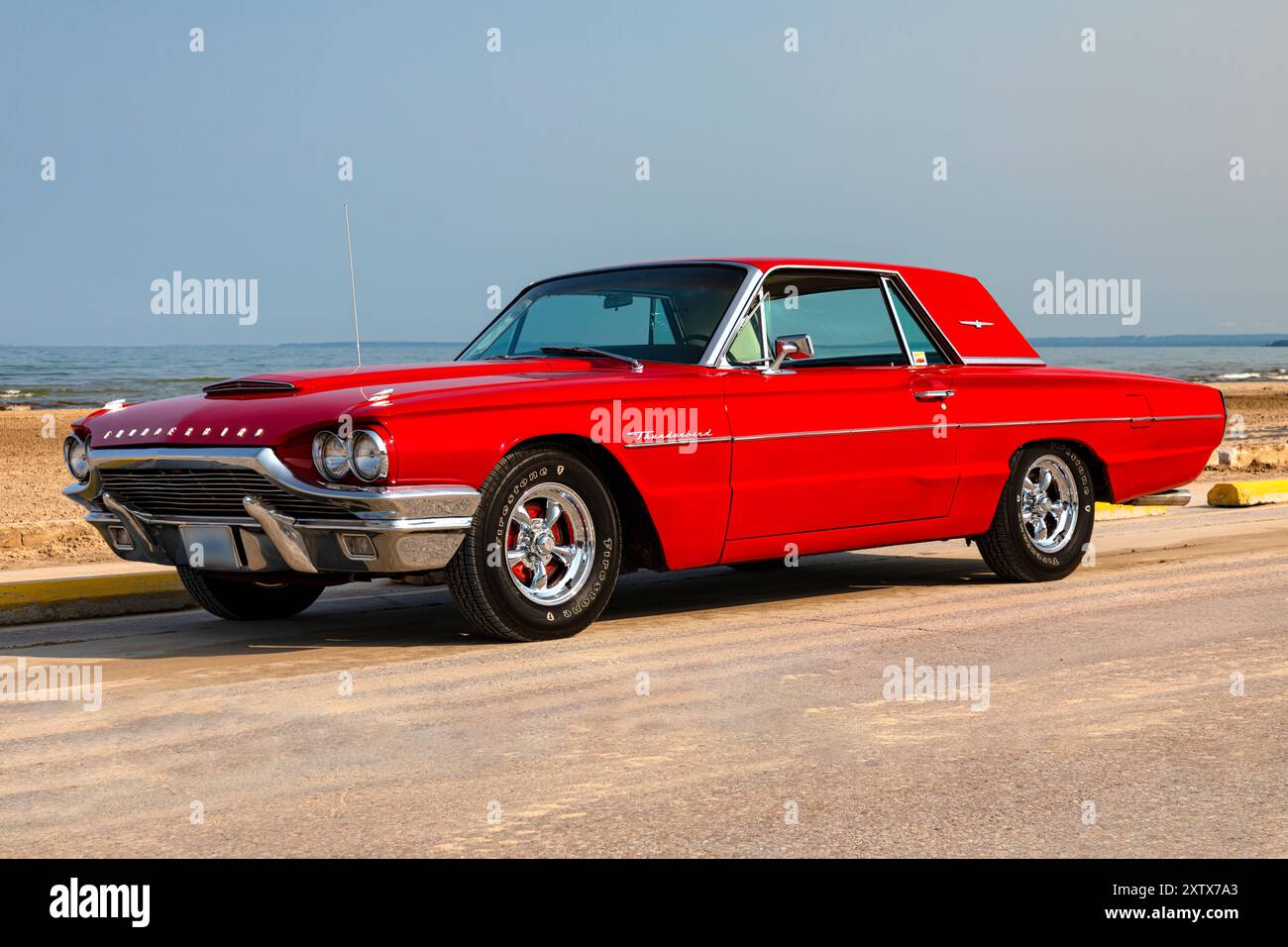 EMINEM CAR FORD THUNDERBIRD赤 EMINEM THUNDERBIRD赤 FORD CAR EMINEM THUNDERBIRD赤 FORD CAR EMINEM