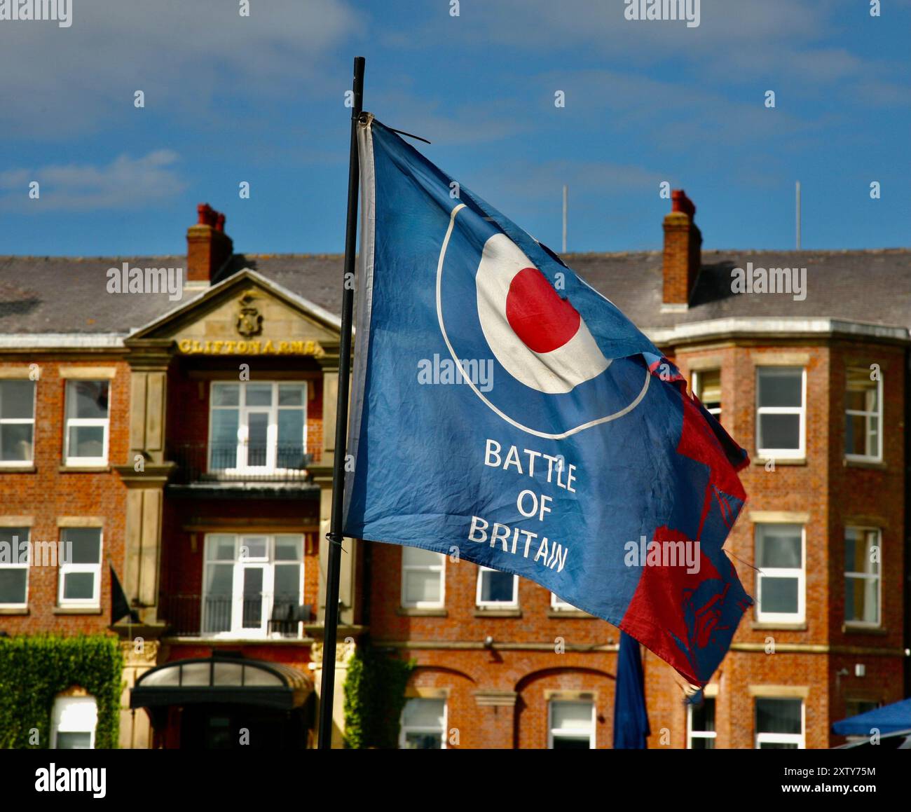Britain flag 1940s hi-res stock photography and images - Alamy