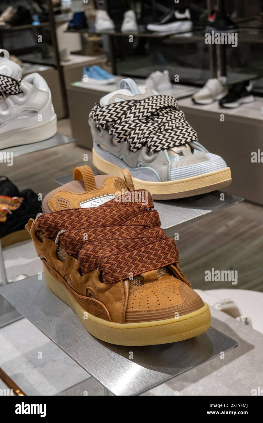 Artistic Watch: Inside Auckland's New Luxury Department Store On Track For August Opening Wallpaper Collection Artistic Watch: Inside Auckland's New Luxury Department Store On Track For August Opening Wallpaper Collection