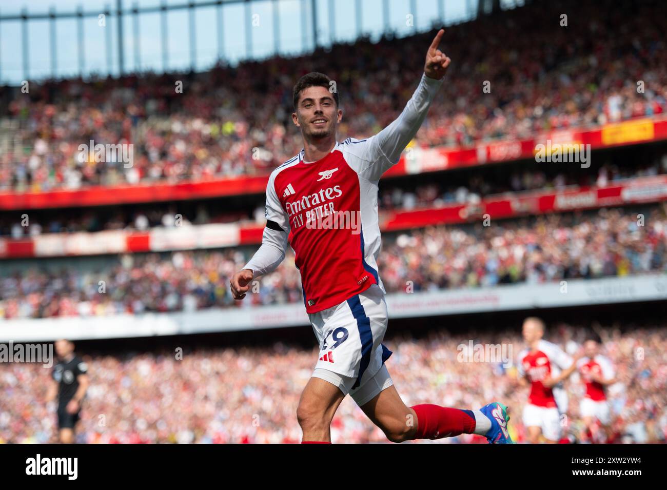 Kai havertz arsenal header hi-res stock photography and images - Alamy