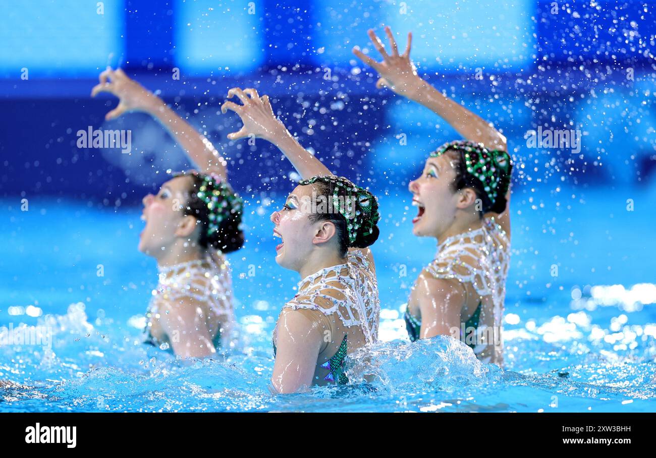 PARIS, FRANCE - AUGUST 07: Members of Team Japan compete in the Team ...