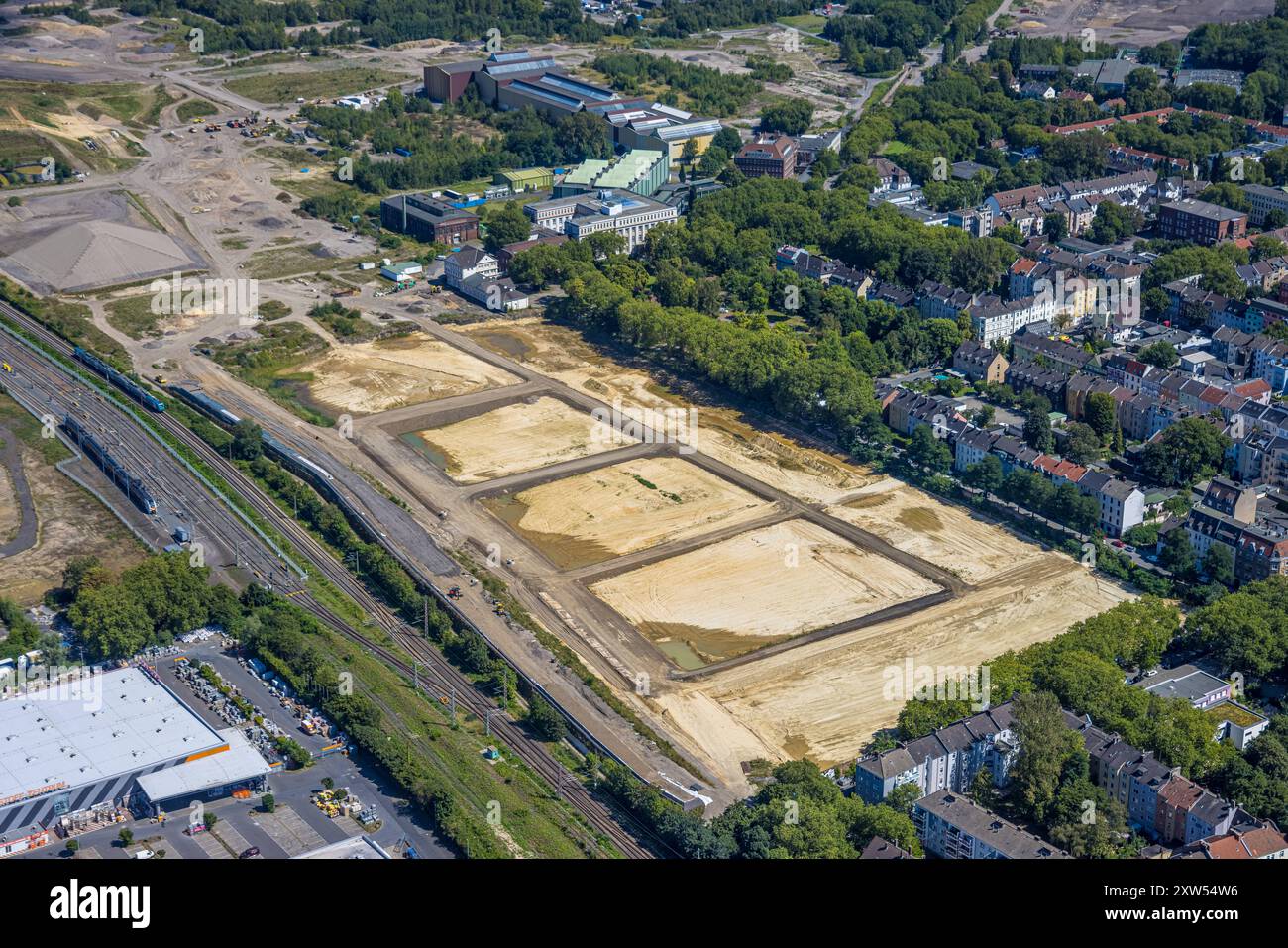 Luftbild, Baufläche Westfalenhütte Gewerbegebiet, Hoesch Areal, hinten das Hoesch-Museum, Borsigplatz, Dortmund, Ruhrgebiet, Nordrhein-Westfalen, Deutschland ACHTUNGxMINDESTHONORARx60xEURO *** Aerial view, construction site Westfalenhütte industrial estate, Hoesch Areal, behind the Hoesch Museum, Borsigplatz, Dortmund, Ruhr area, North Rhine-Westphalia, Germany ACHTUNGxMINDESTHONORARx60xEURO Stock Photo