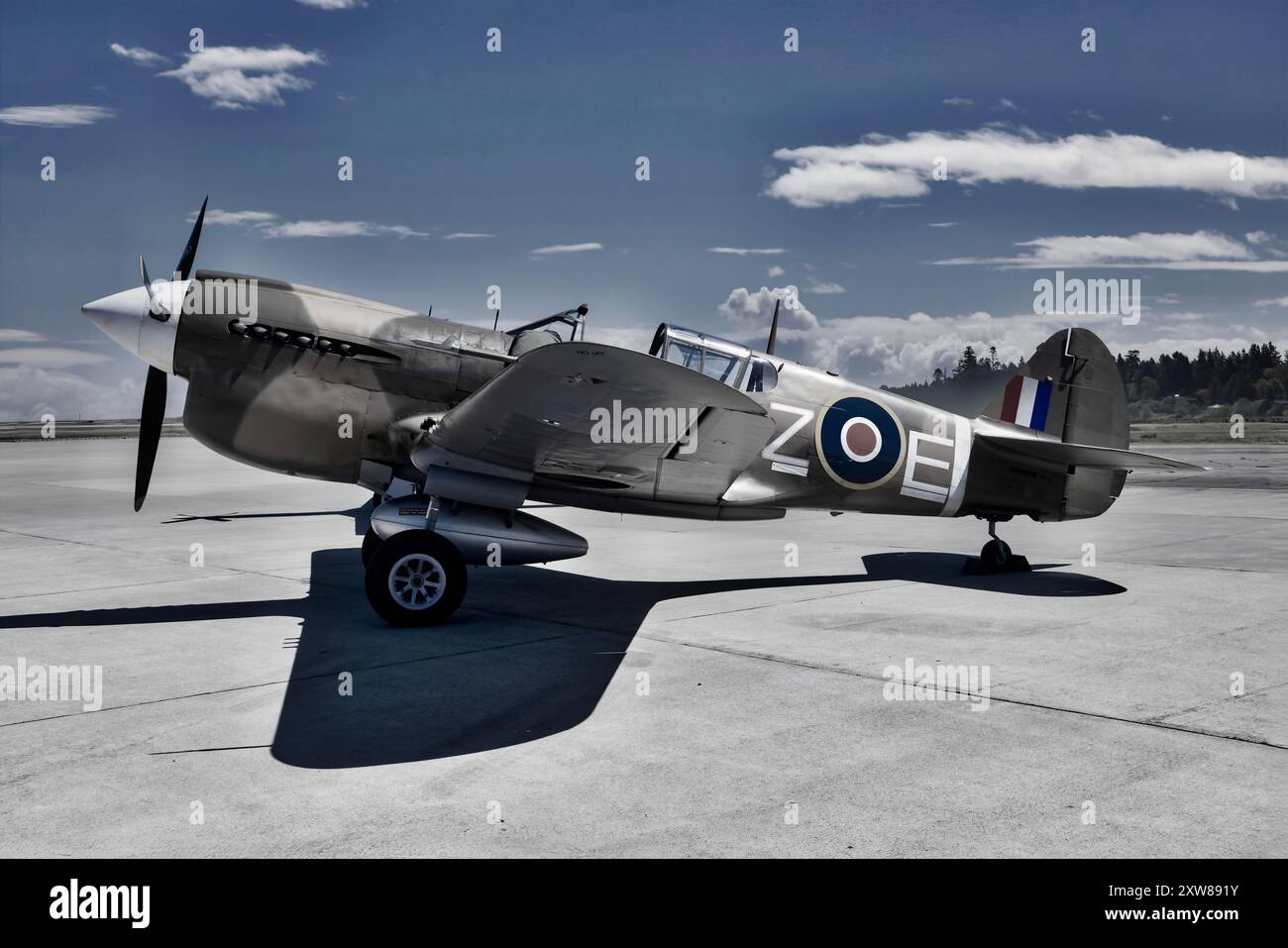 Curtis p40 hi-res stock photography and images - Alamy