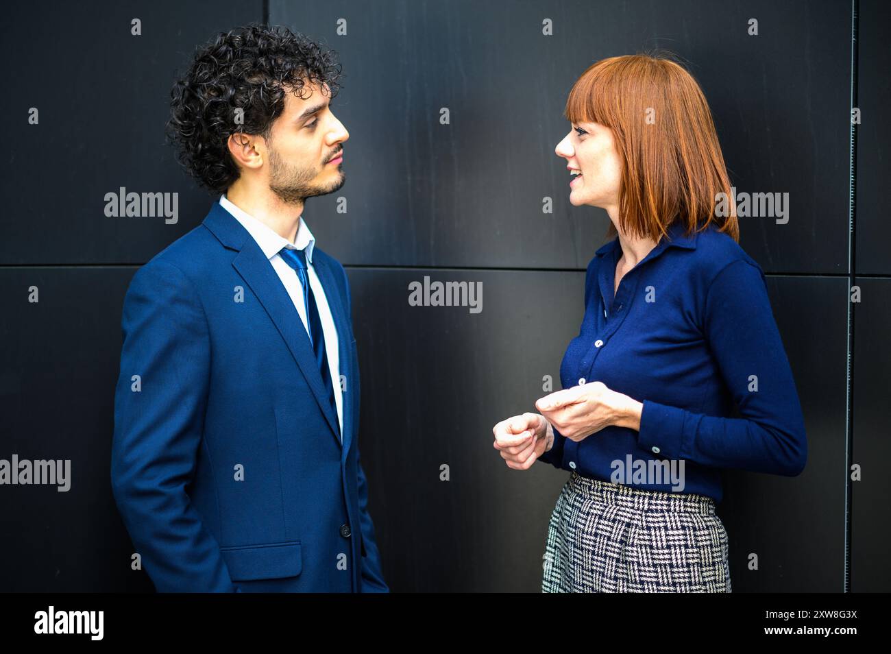 Serious conversation informal hi-res stock photography and images - Alamy