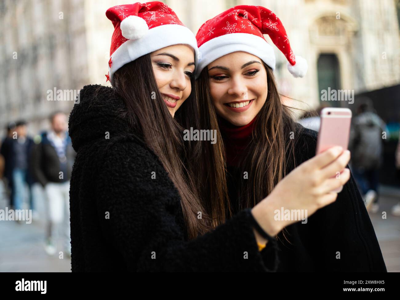 Beautiful two woman wearing hats hi-res stock photography and images ...