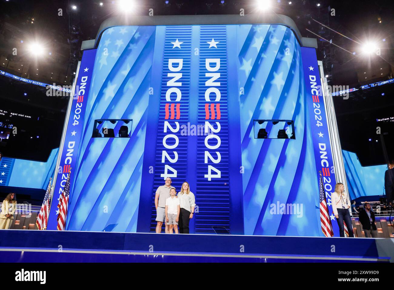 Dnc Events Chicago, United States. 18th Aug, 2024. People pose for pictures on the ...
