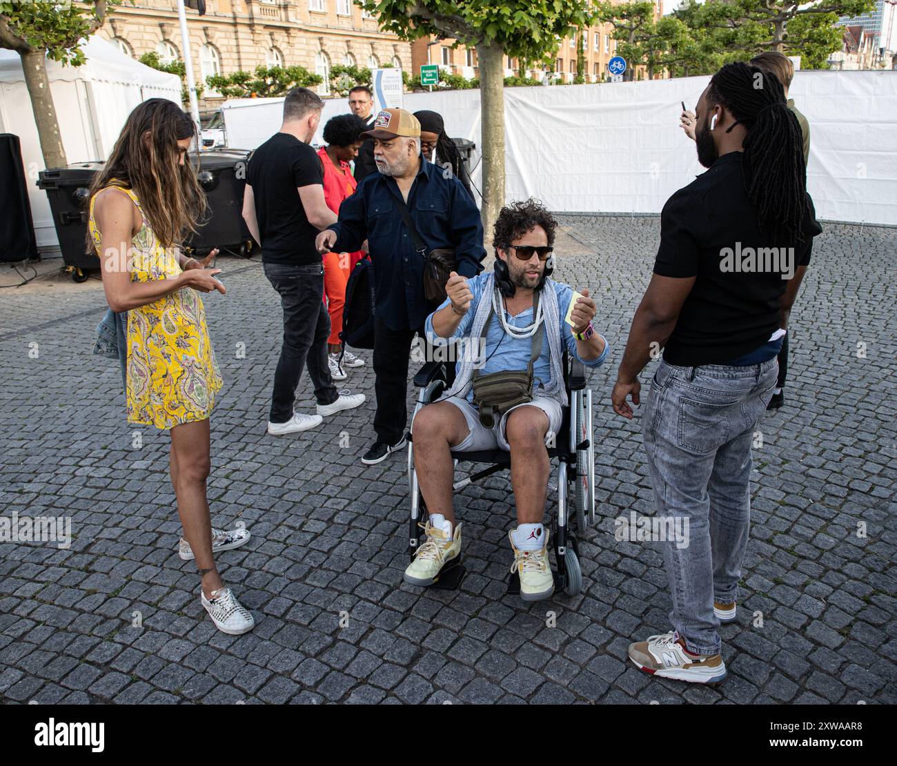 03.06.2022. Düsseldorf. 28. Jazz Rally. Incognito. Hier: Keyborder Matt Cooper trat trotz beider verletzter Beine im Rollstuhl auf. Stock Photo