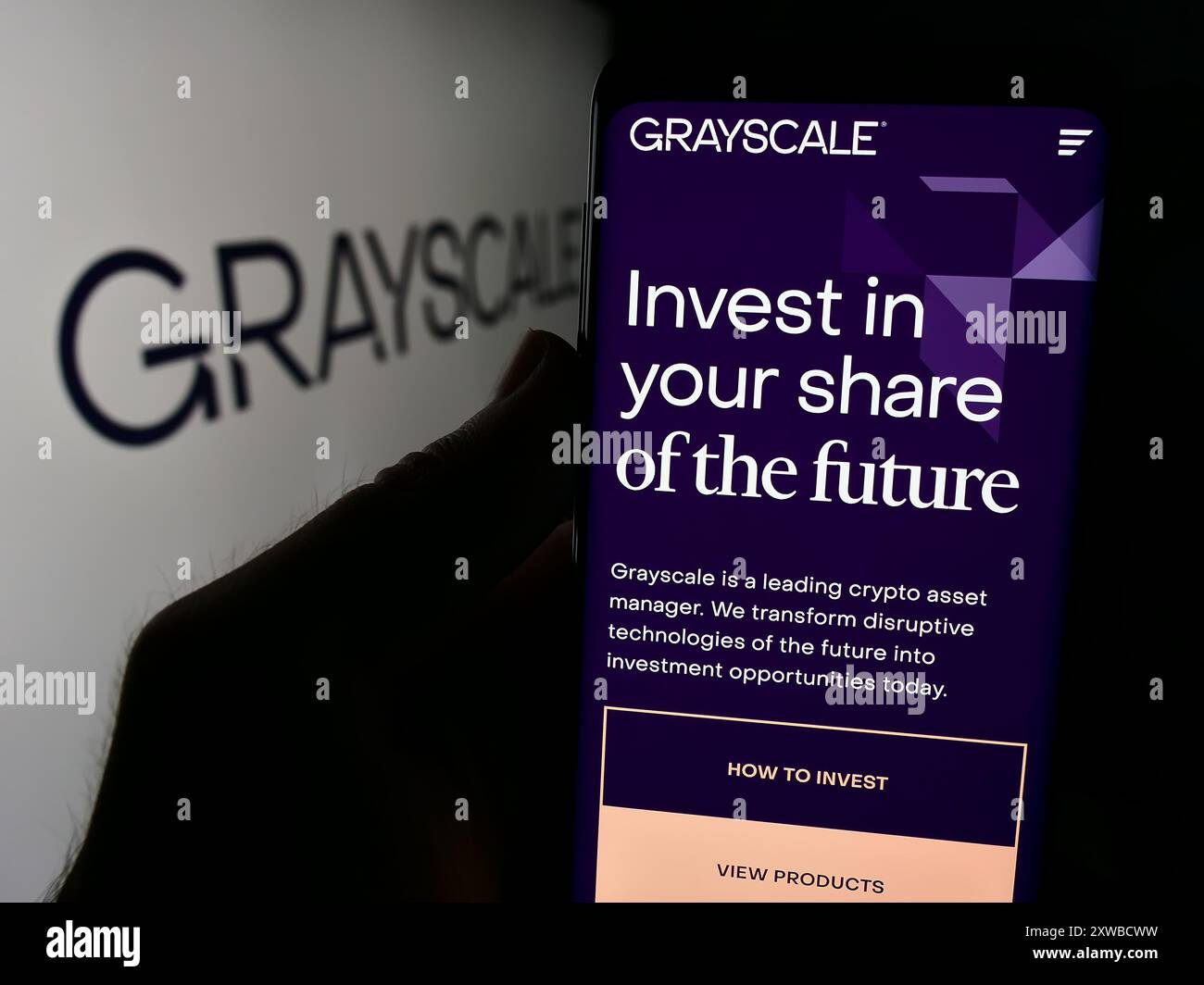 Grayscale bitcoin trust hi-res stock photography and images - Alamy