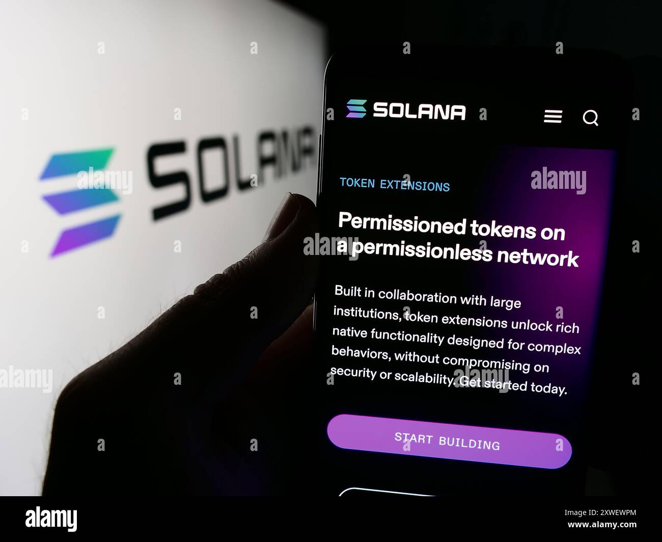 Solana blockchain hi-res stock photography and images - Alamy