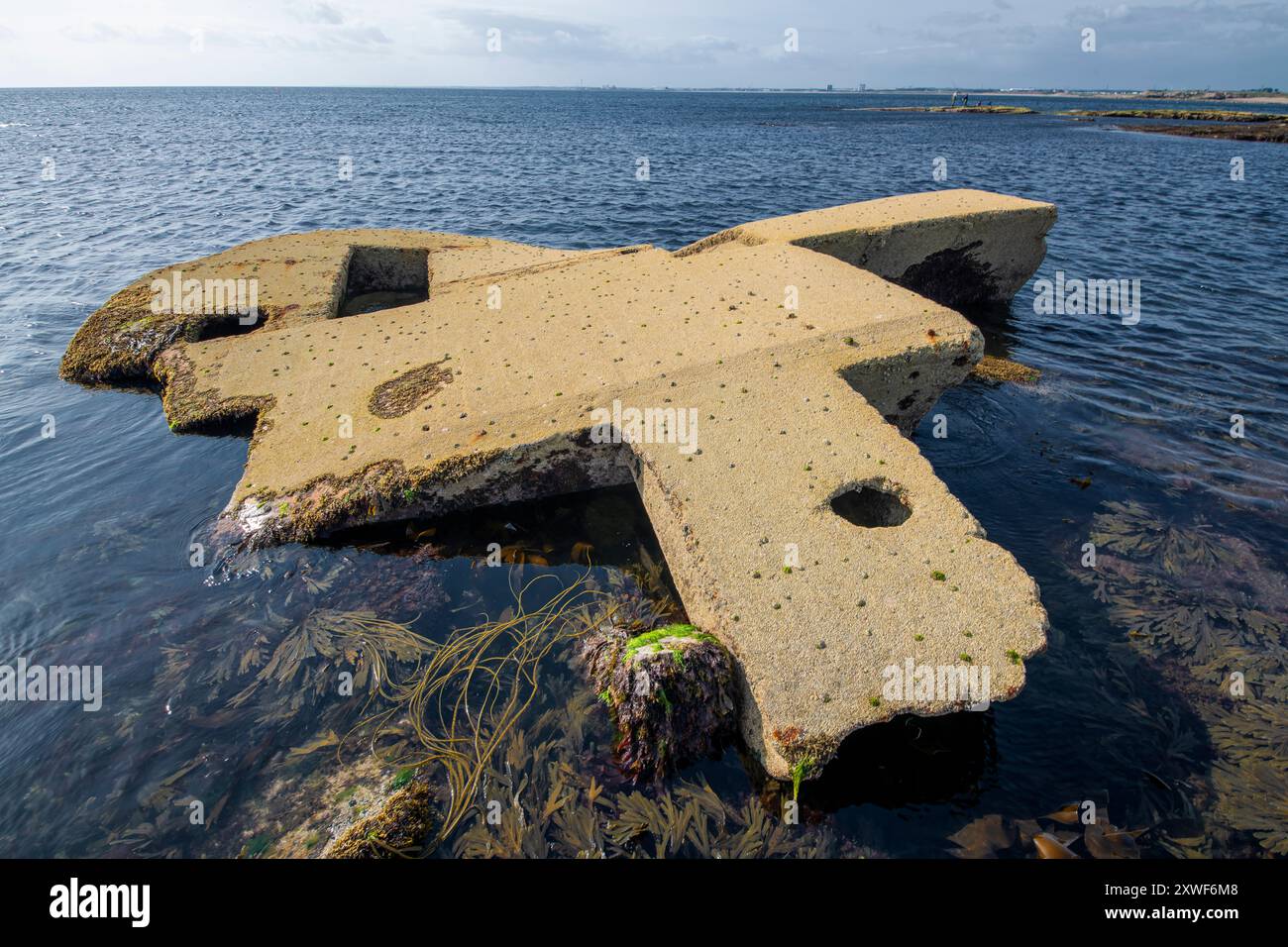 Remains of concrete ship SS Cretewheel wrecked in 1920 Stock Photo - Alamy