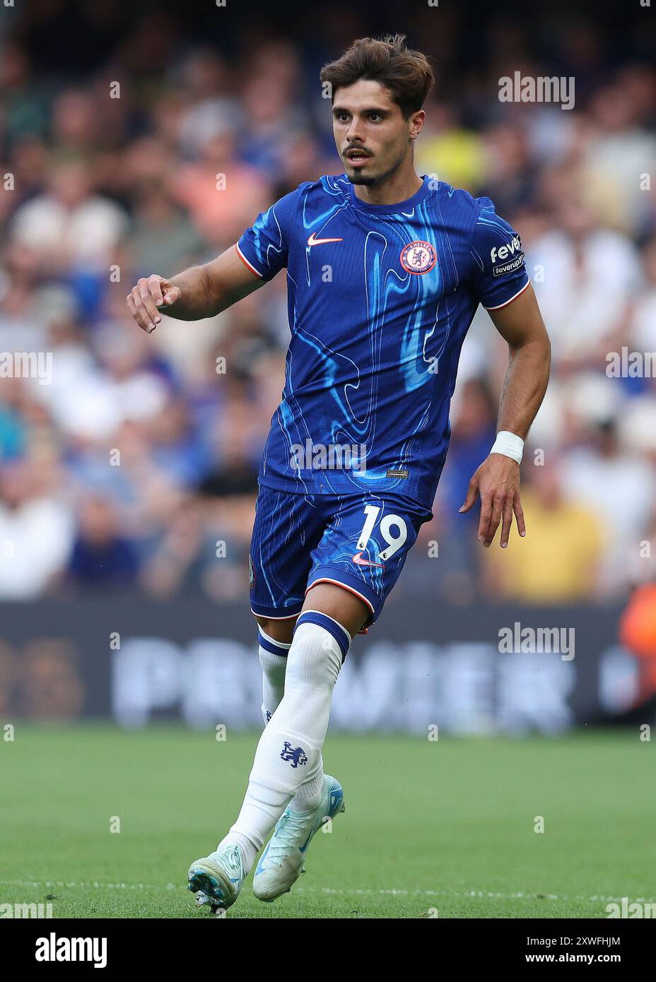Chelsea's pedro neto during the premier league match at stamford bridge ...