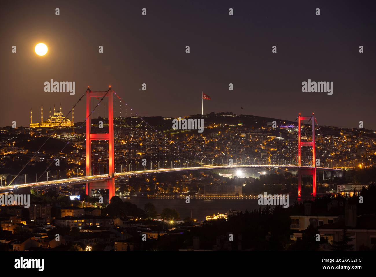 The supermoon rises behind the Camlica mosque and July 15 Martyrs ...