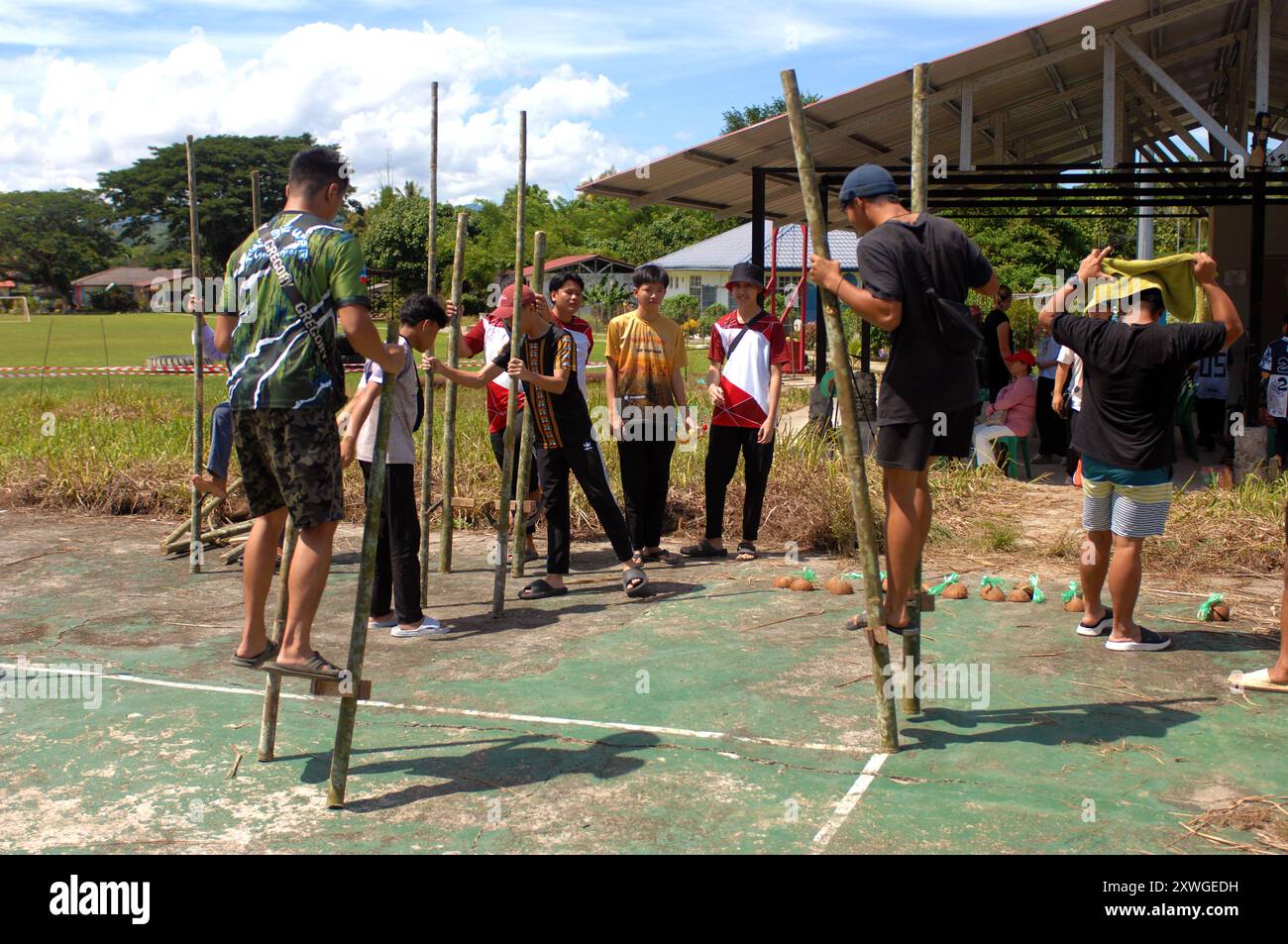 Stilt Racing Malaysia games festival hi-res stock photography and images - Alamy