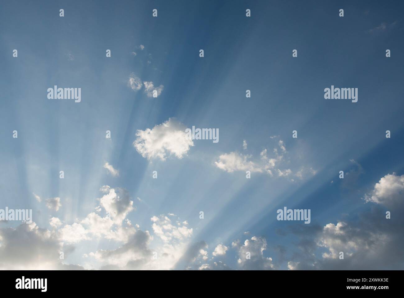 Sky rays sun hi-res stock photography and images - Alamy