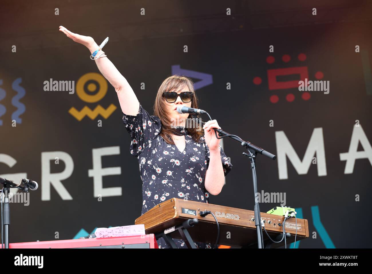 Green Man Festival, Brecon Beacons, Wales, UK. 17th Aug, 2024. The Waeve at Green Man Festival. Pictured: Singer, vocalist, keyboards, percussion, tambourine Rose Elinor Dougall. Credit: nidpor/EMPICS/17�Թ����� Live News Stock Photo